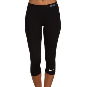 Nike cropped leggings